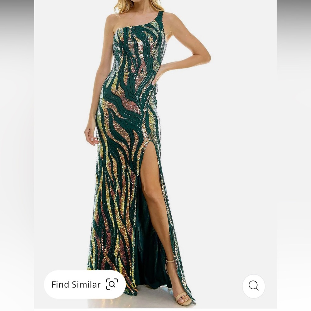 Green One Shoulder Formal Slit Dress With Sequins Size 3/4 Prom
